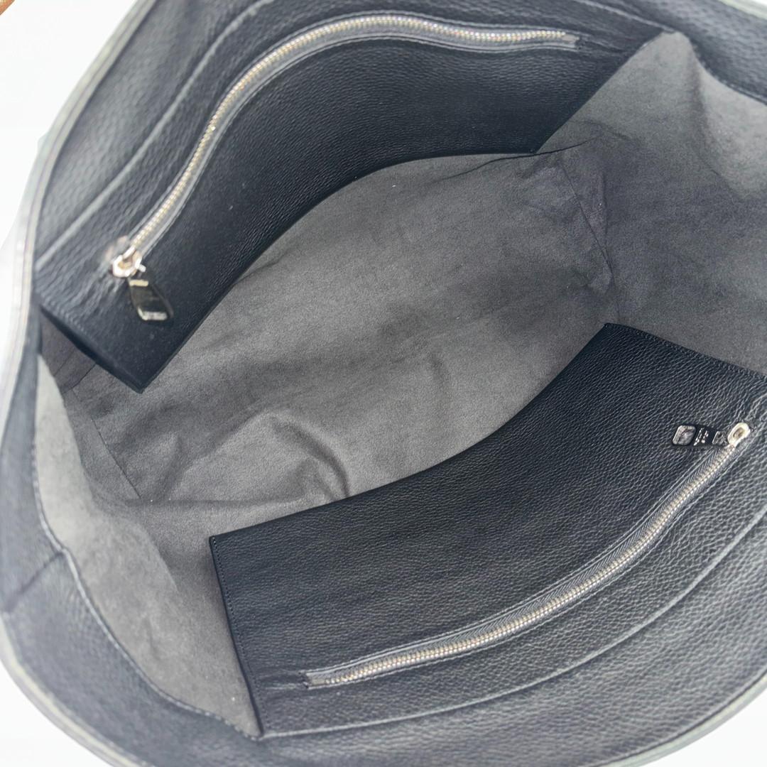 超極美品 ルイヴィトン トリヨンレザー カバ ヴォワヤージュ トートバッグ