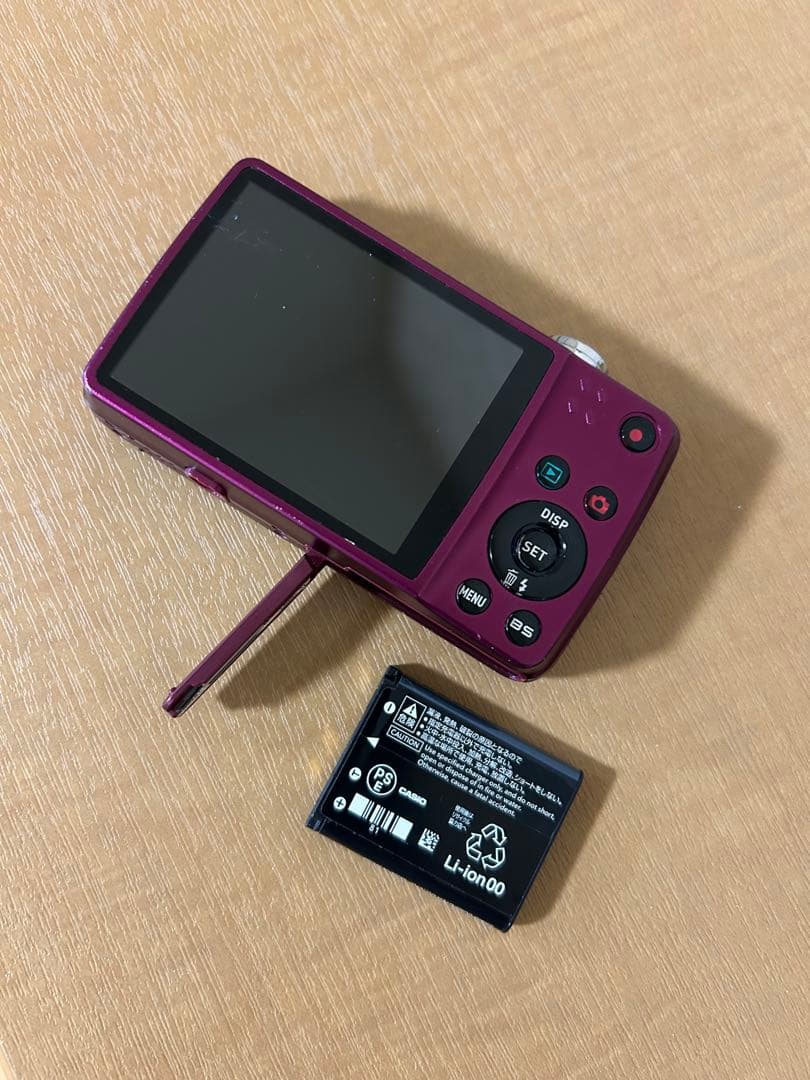 CASIO カシオ　デジタルカメラEX-Z550 本体と付属品