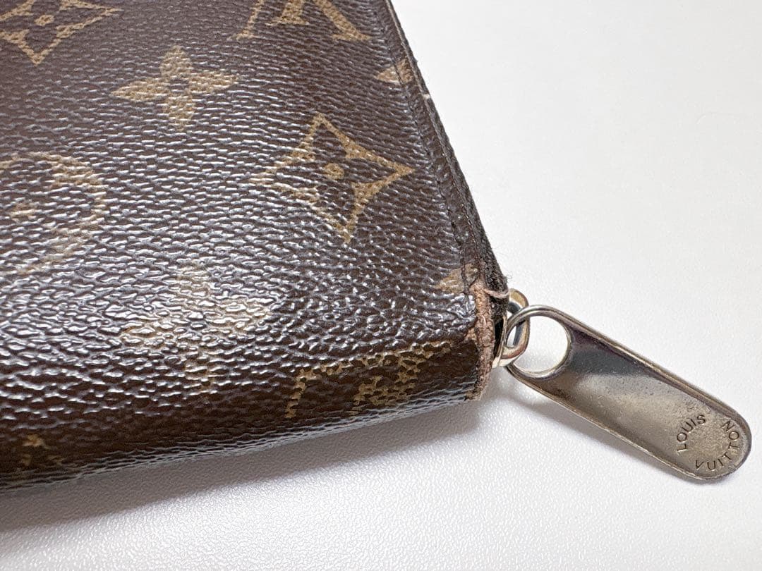 LOUIS VUITTON（ルイヴィトン） ジッピーウォレット / モノグラム