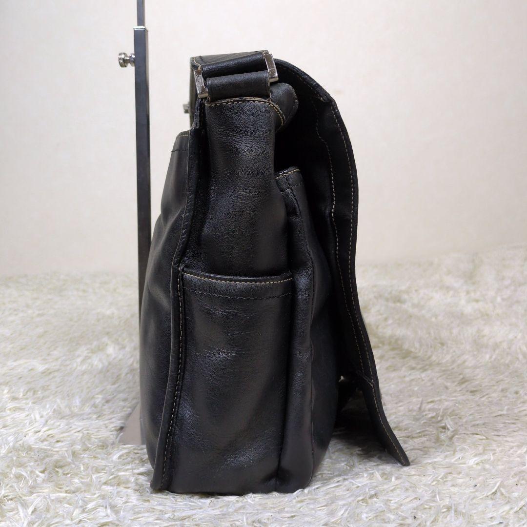 コーチ メッセンジャーバッグ 斜め掛け レザー ブラック