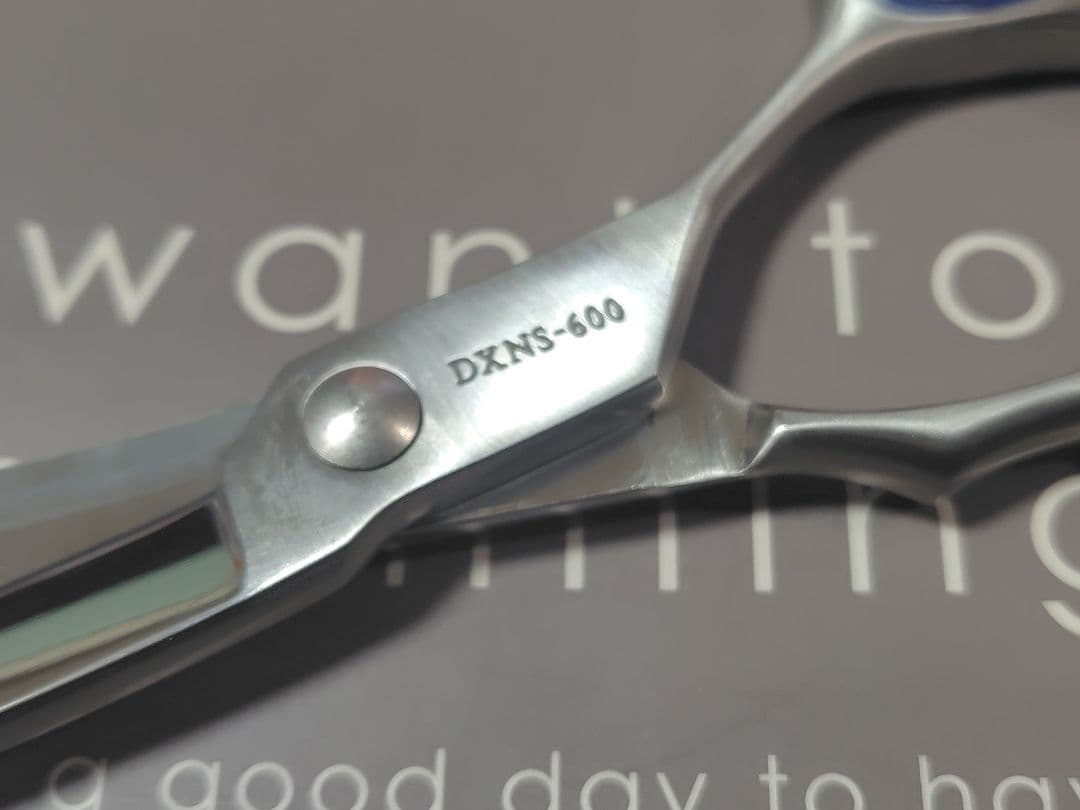 LUNA DXNS-600 プロ用シザー 6.0インチ 新品未使用品