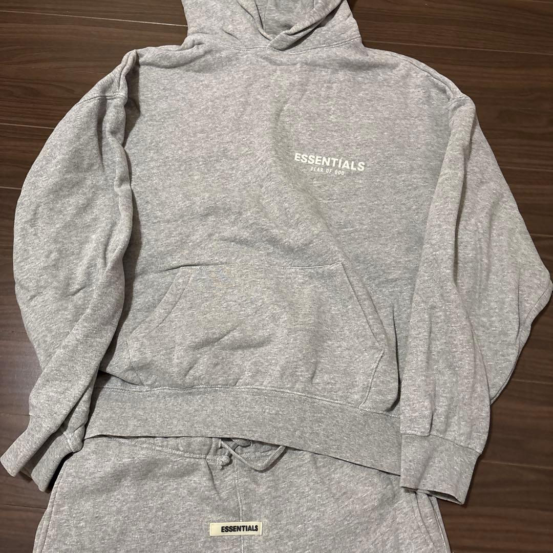 ESSENTIALS グレー スウェットセットアップ