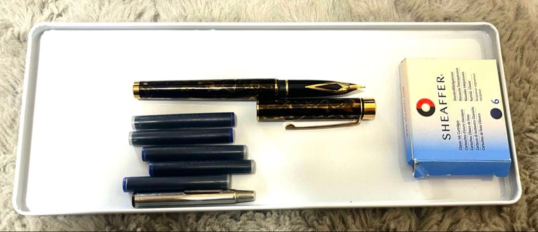 SHEAFFER 黒 万年筆 ゴールド装飾 80年代