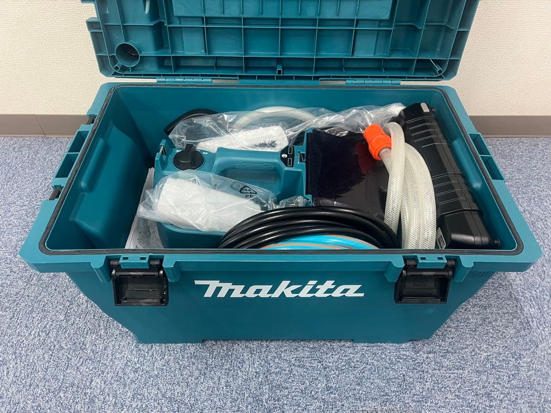 バッテリー＆充電器付きMakita MHW080D 高圧洗浄機本体