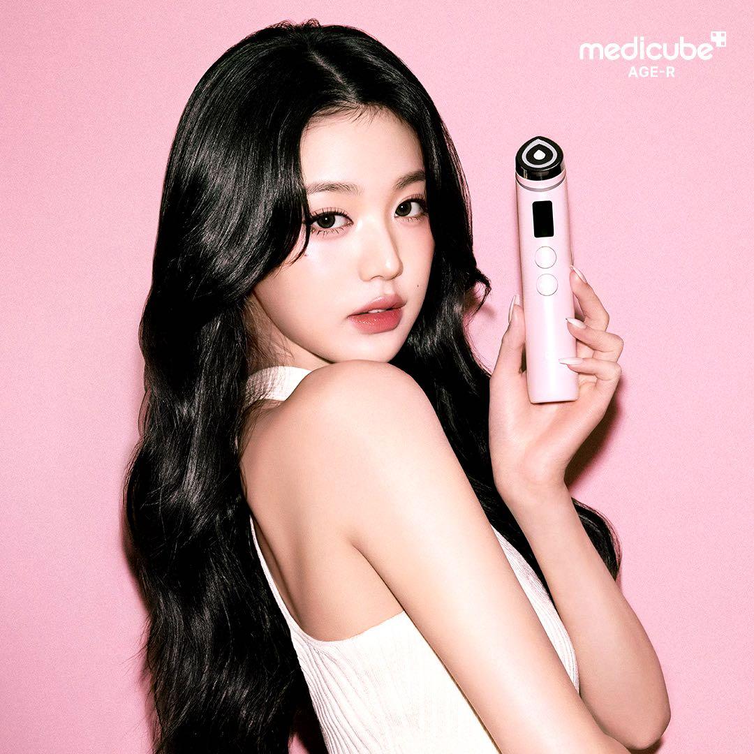 [新品未開封•保証書付]メディキューブ ブースタープロ 美顔器