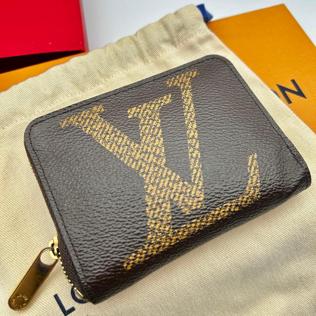 極美品ルイヴィトン ジッピーパース モノグラム ジャイアント M69354