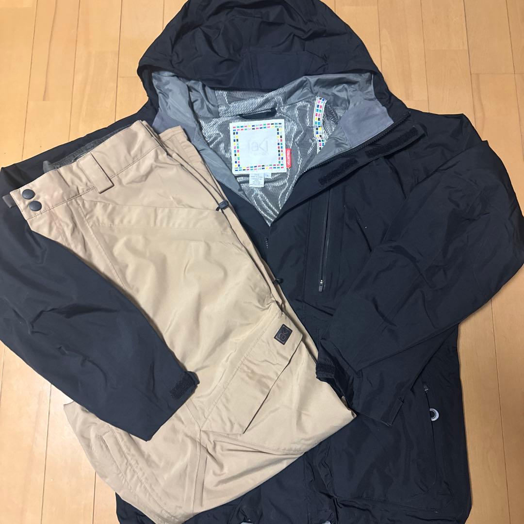 BURTON スノーボードウェア ジャケット・パンツセット