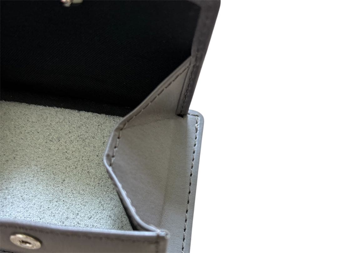 【新品・未使用】HERGOPOCH ケース グレージュ