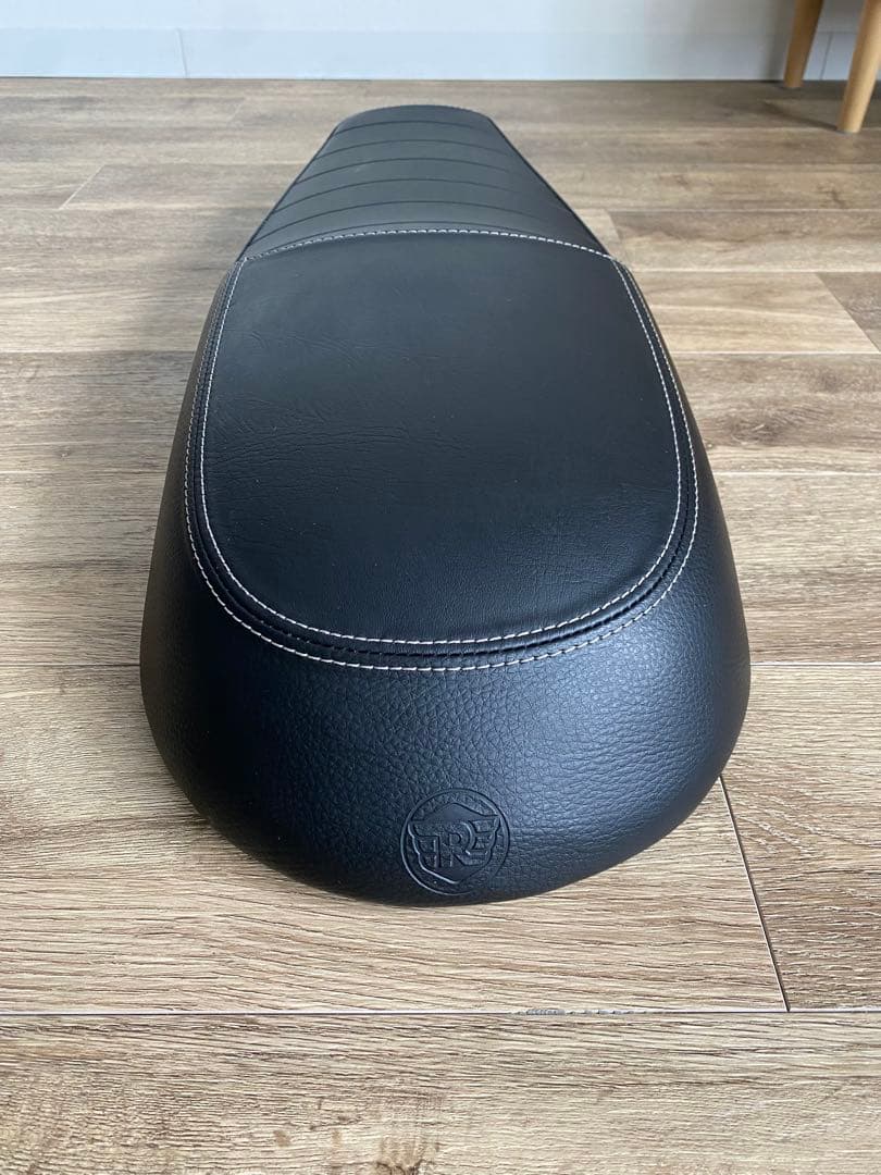 【Continental GT 650】純正シート