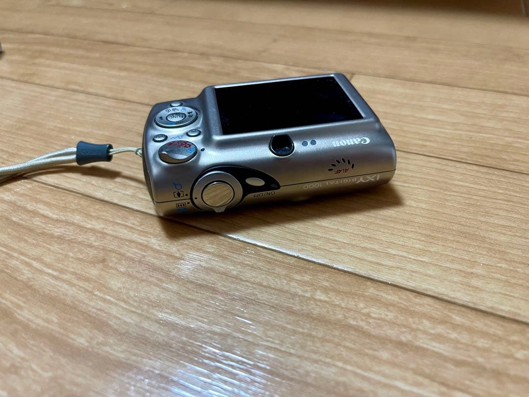 Canon IXY DIGITAL 1000 本体