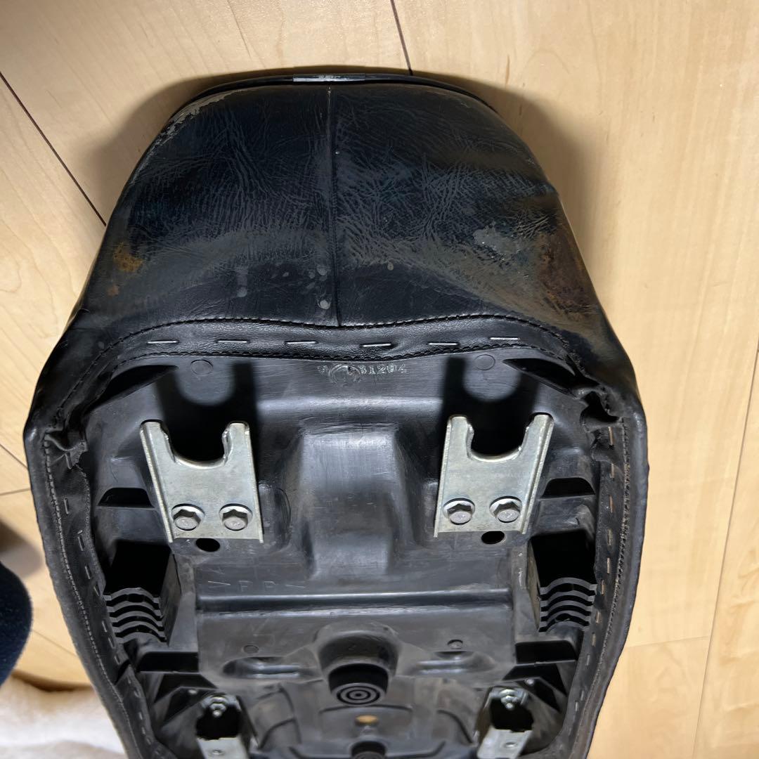 ワイズギア　sr 400 タックロール　シート