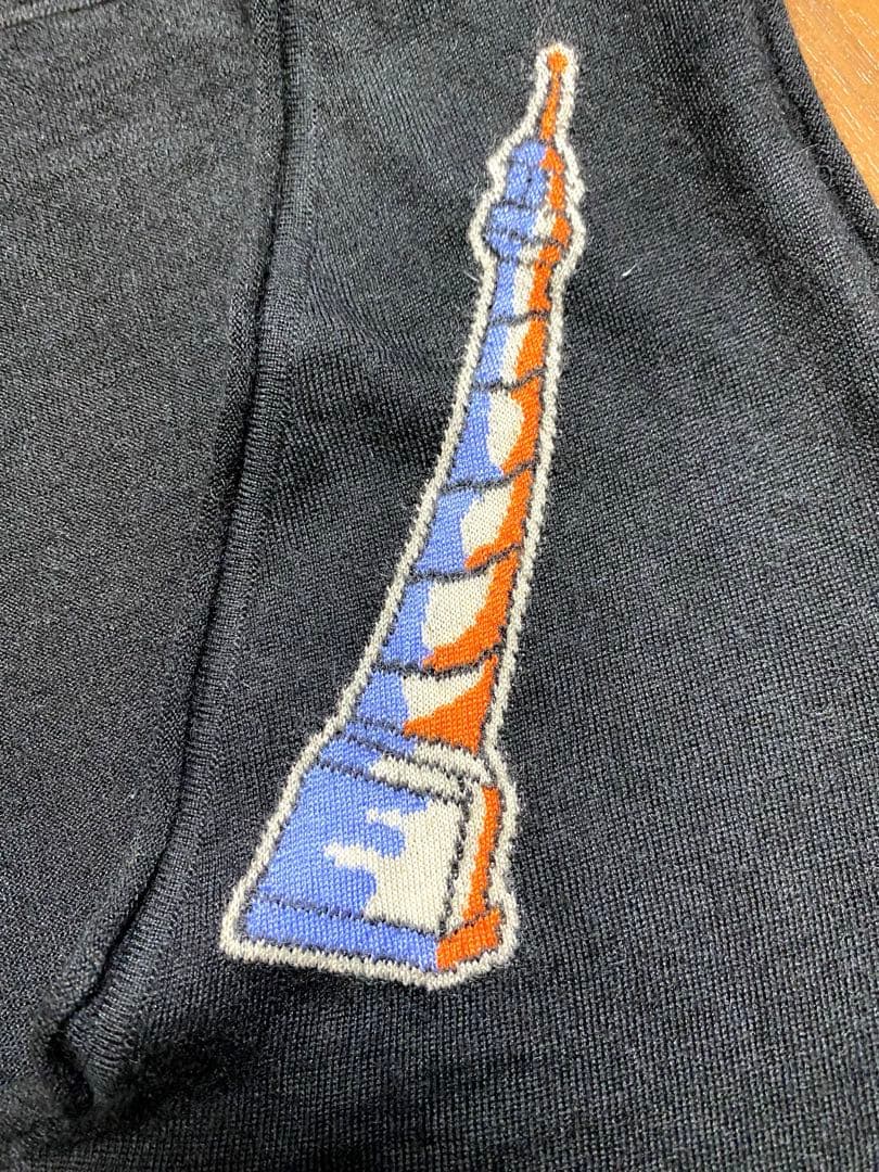 CHANEL カシミアノースリーブセーター　Parisモチーフ