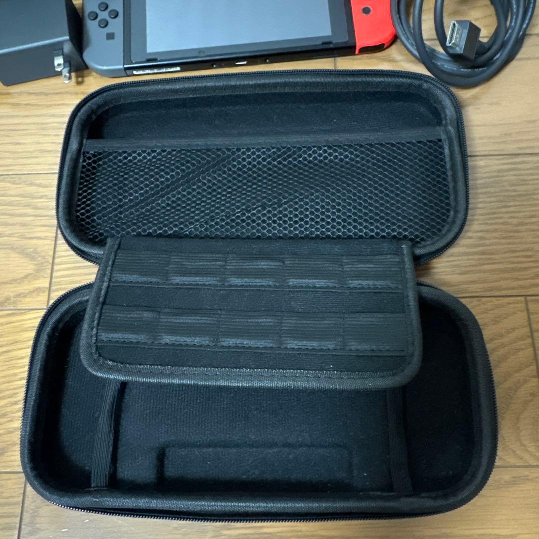 Nintendo Switch 本体 マリオカートJoy-Conハンドルセット