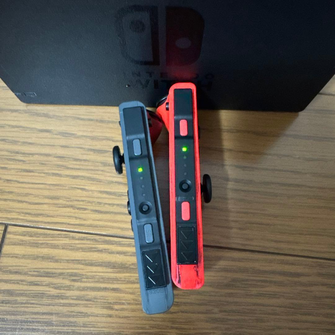 Nintendo Switch 本体 マリオカートJoy-Conハンドルセット