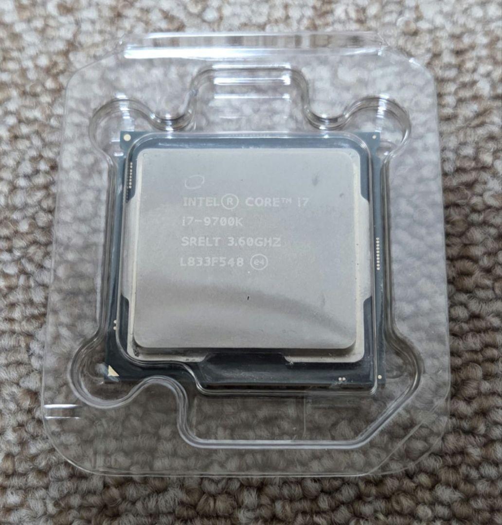 Intel Core i7 9700K プロセッサー（CPU）