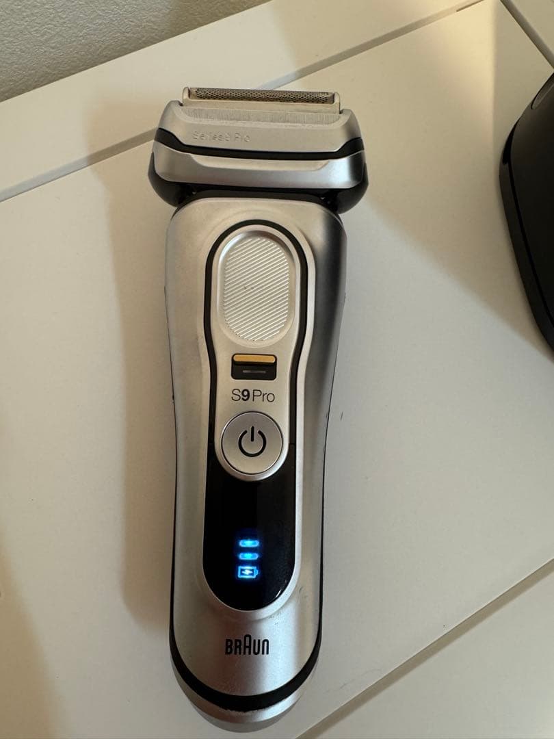 【美品】BRAUN ブラウン S9Pro 電動シェーバー