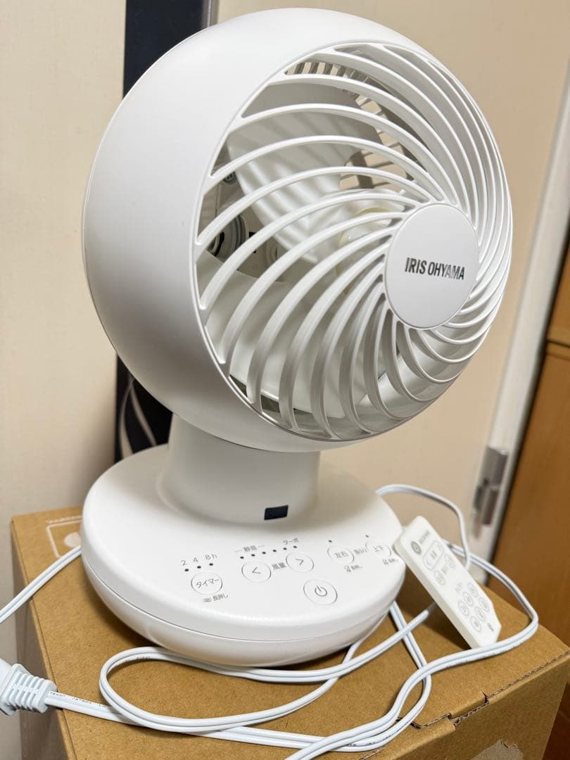 【未使用近い】IRIS OHYAMA サーキュレーターアイ　DC silent