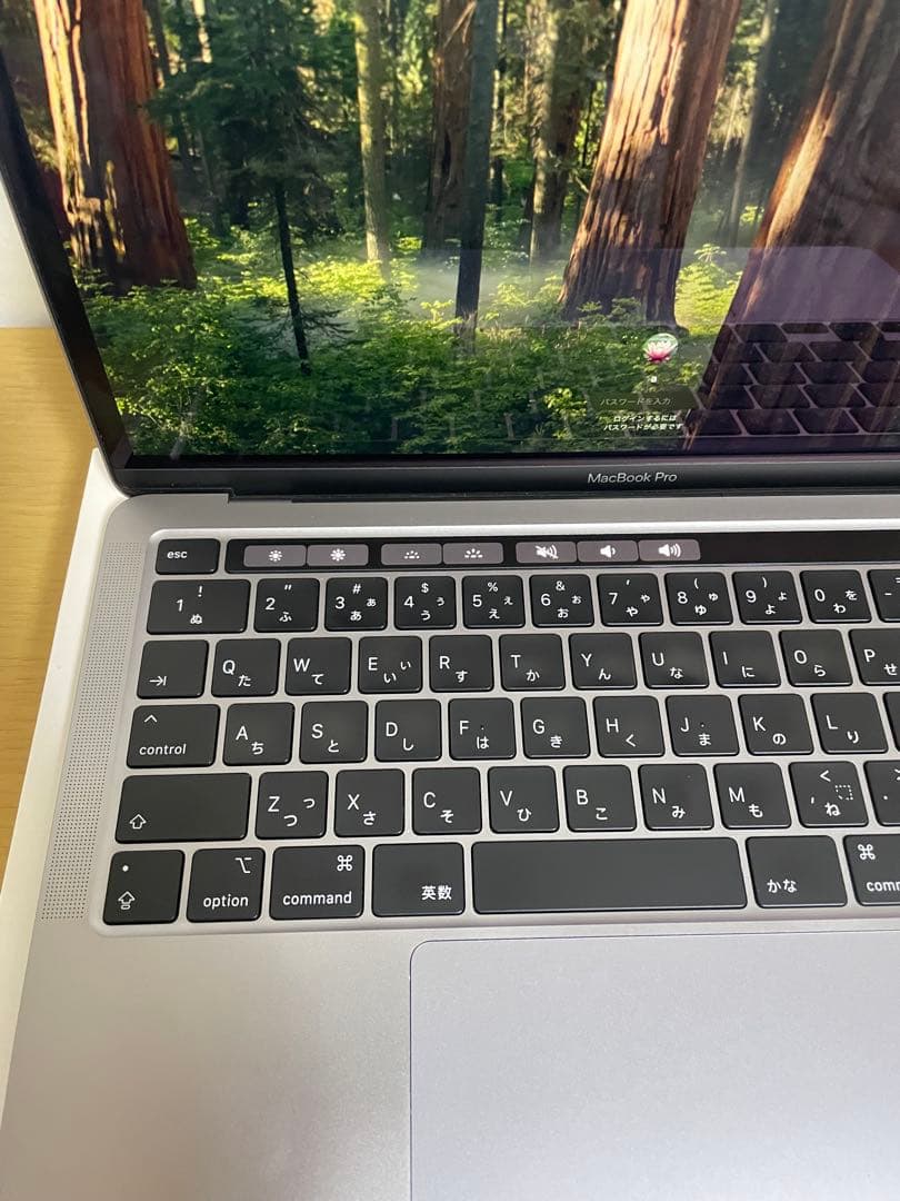 美品 MacBook Pro Retina 2020 バッテリー95％