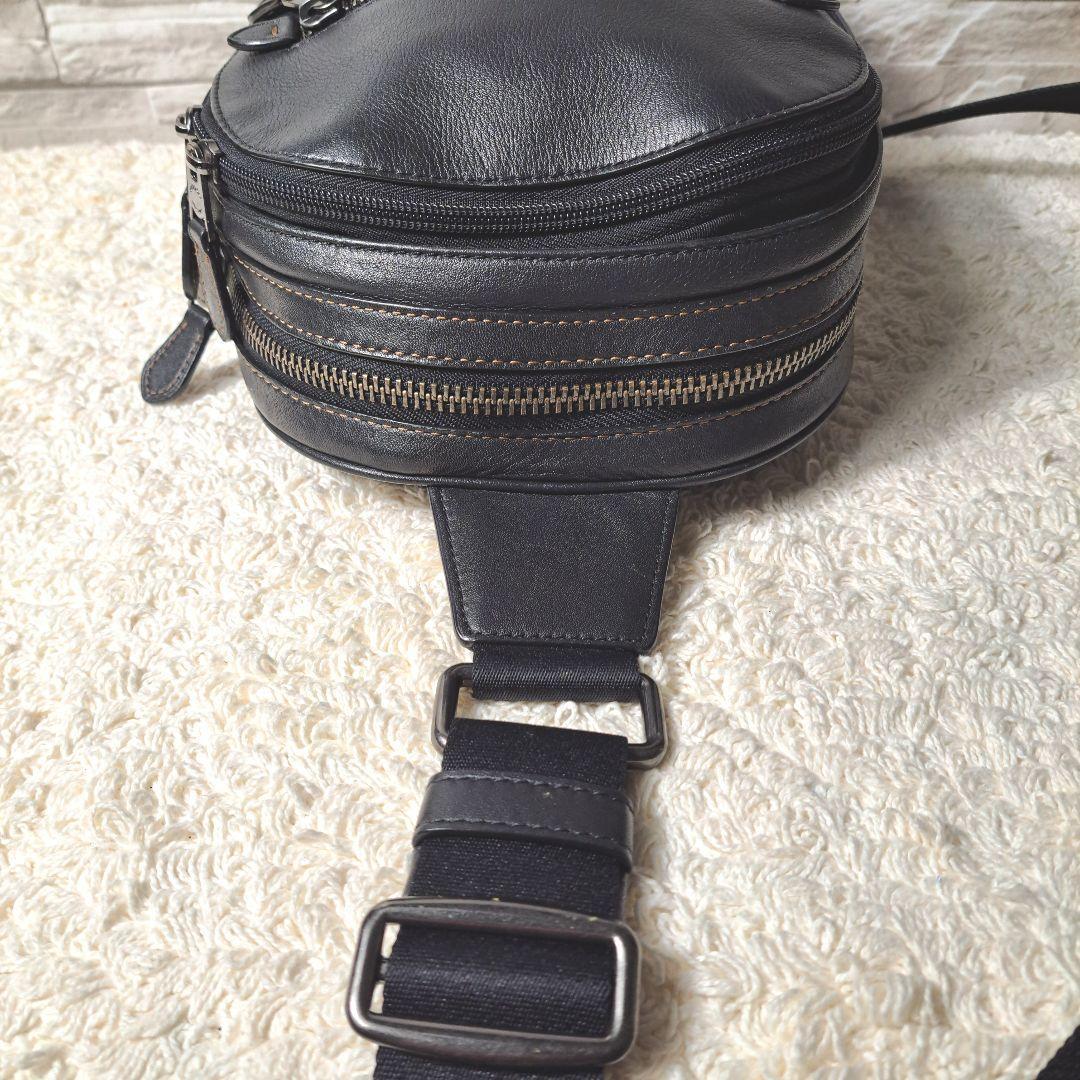 【極美品】コーチCOACHボディバッグ　ショルダーバッグ　レザー本革　ブラック