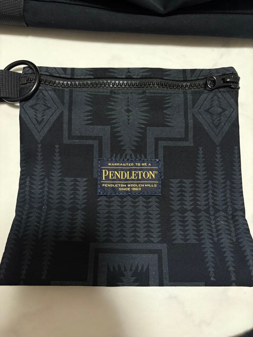 PENDLETON コラボ　ブラック トートバッグ マザーズバッグ ペンドルトン