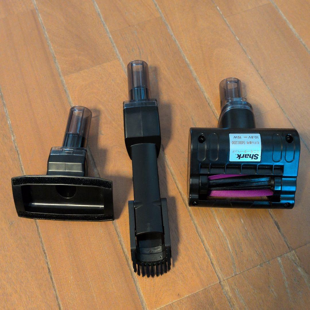 ★ラボちゃんページ シャークコードレスクリーナー LC501JGYです