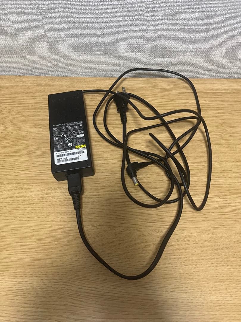 富士通 LIFEBOOK ノート PC AH77/J