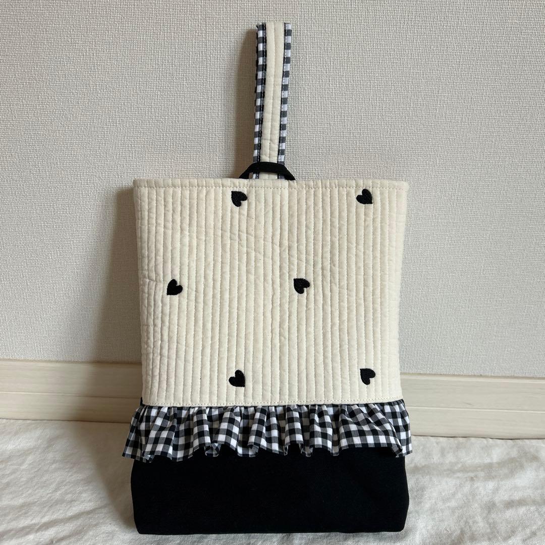 メー❤︎翌日発送！圧縮梱包！　【白地黒ハートヌビ×黒チェック】　女の子
