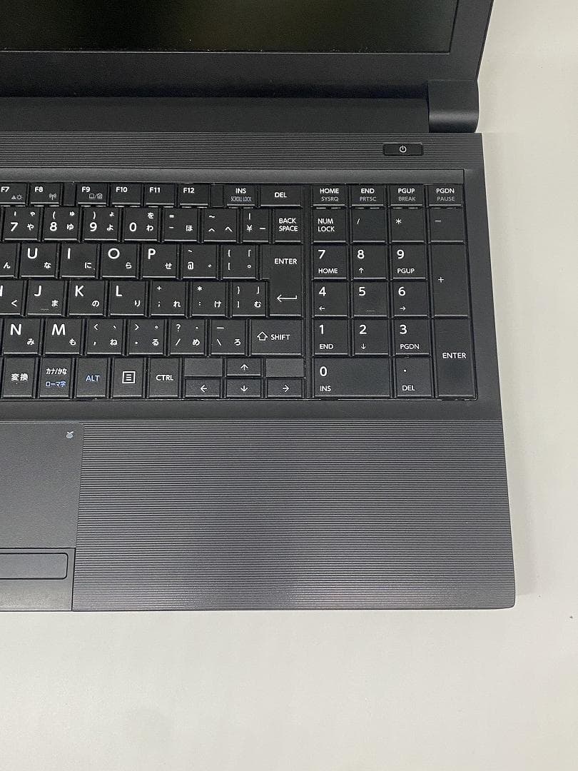 クロ　　【東芝】ノートパソコン B4