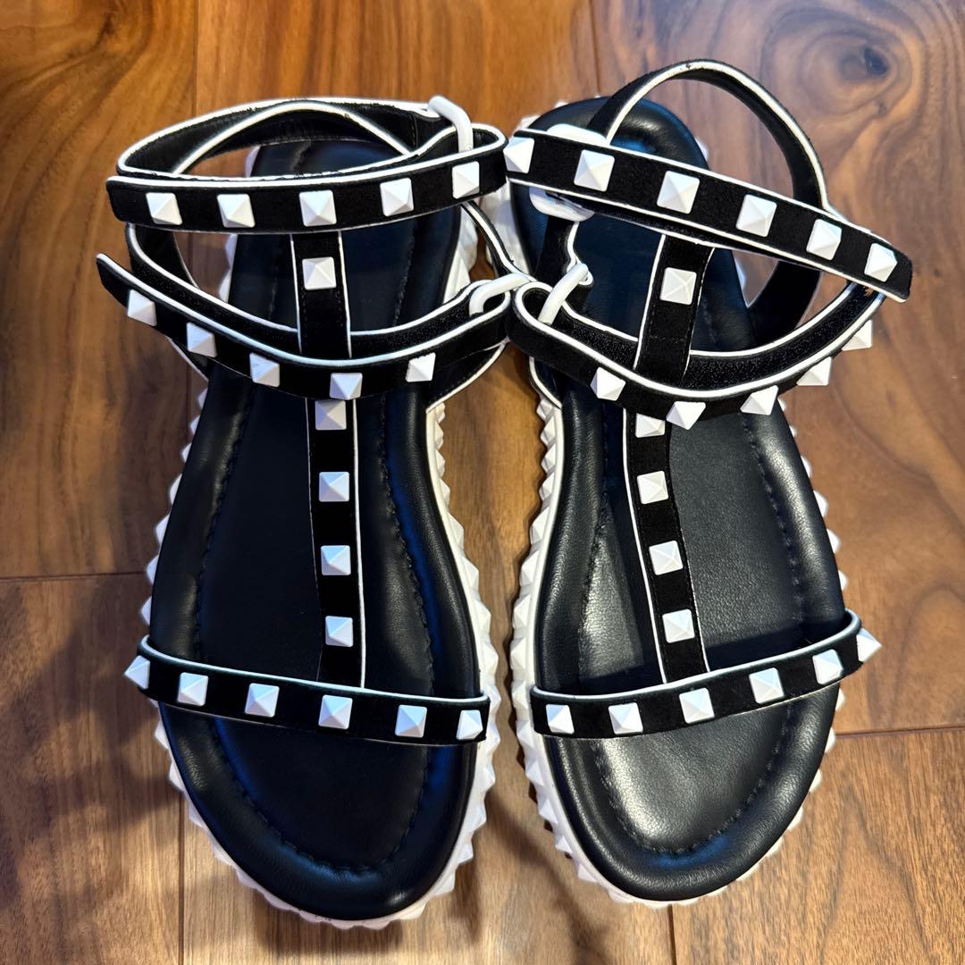 VALENTINOサンダル