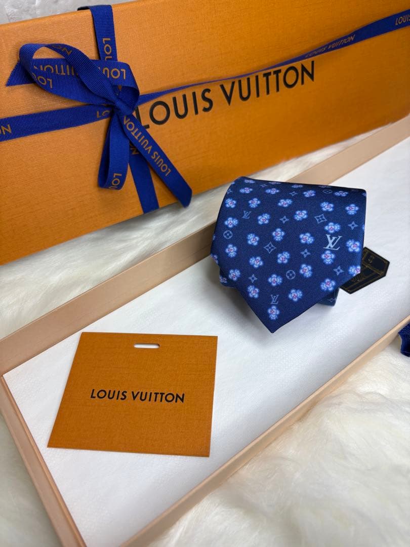 極美品】LOUIS VUITTON ルイヴィトン ネクタイ ヴィヴィエンヌ 現行