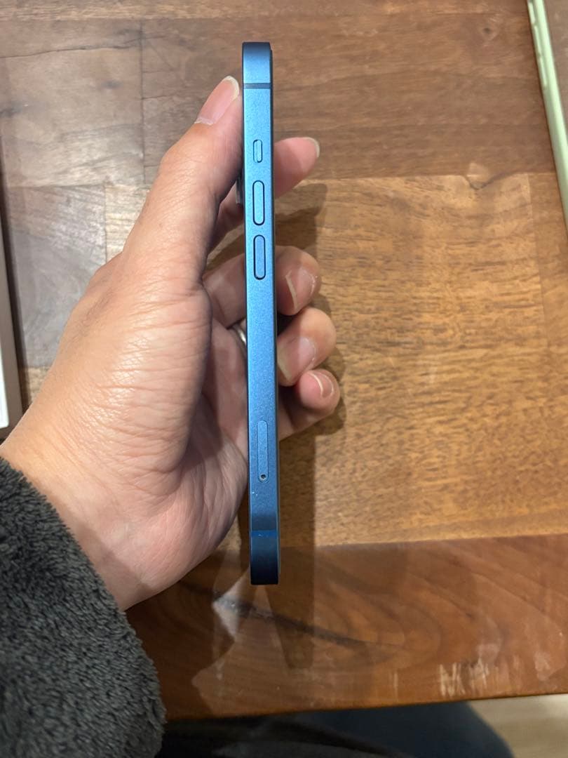 【超美品】Apple iPhone 13 ブルー 本体 SIMフリー