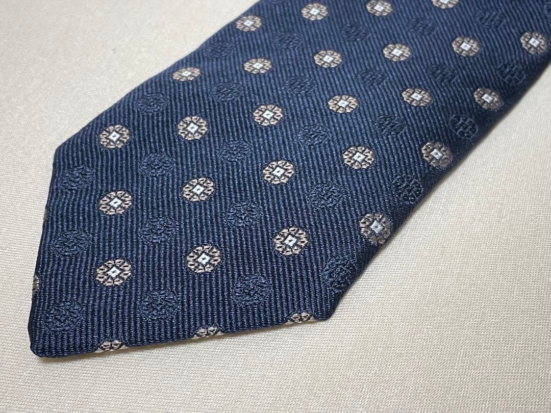 【LUIGI BORRELLI】 ルイジ・ボレッリ シルクツイル小紋柄ネクタイ