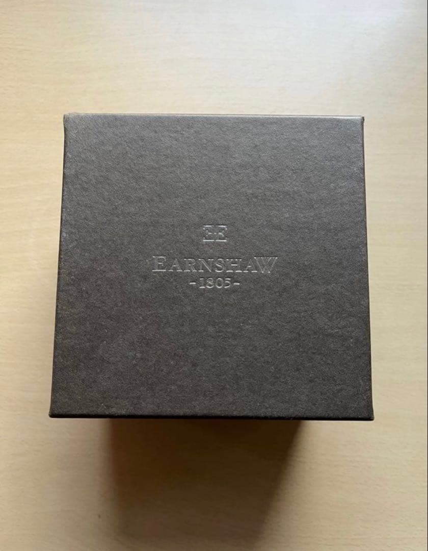 EARNSHAW 1805 レザーストラップ 腕時計