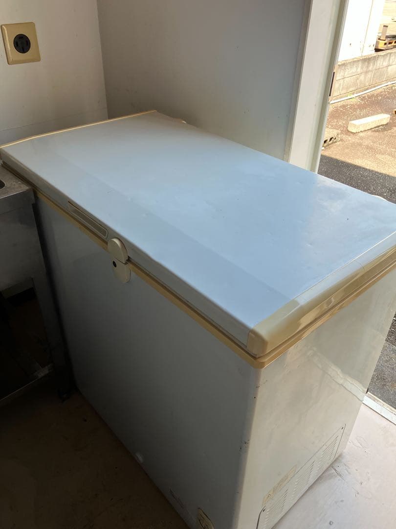 テレコム冷凍ストッカー　RRS-210CNF 210ℓ