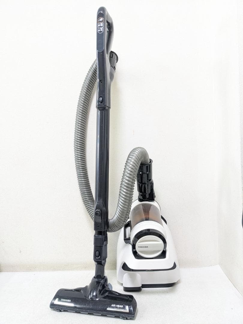 TOSHIBA VC-CF20FA-W サイクロン式掃除機 2021年製