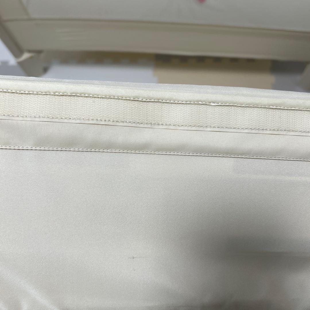 (美品) アップリカ　ココネルエアー　ホワイトグレー　　ベビーベッド