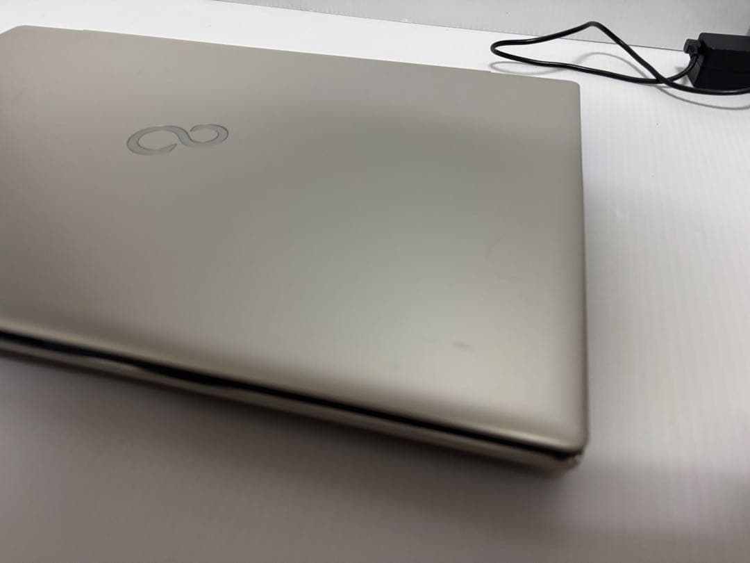 富士通 FMVN77E3G 17.3インチ ノート パソコン4700U 8GB