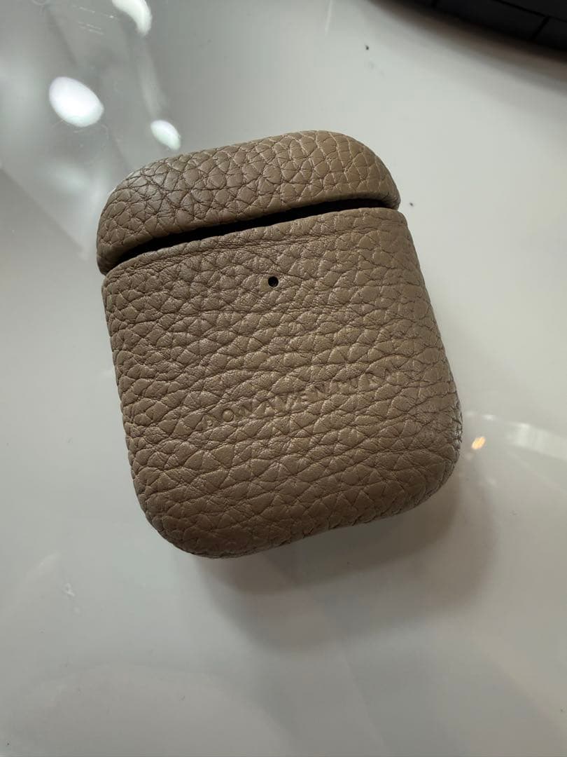 ボナベンチュラレザー製イヤホンケース　エトープ