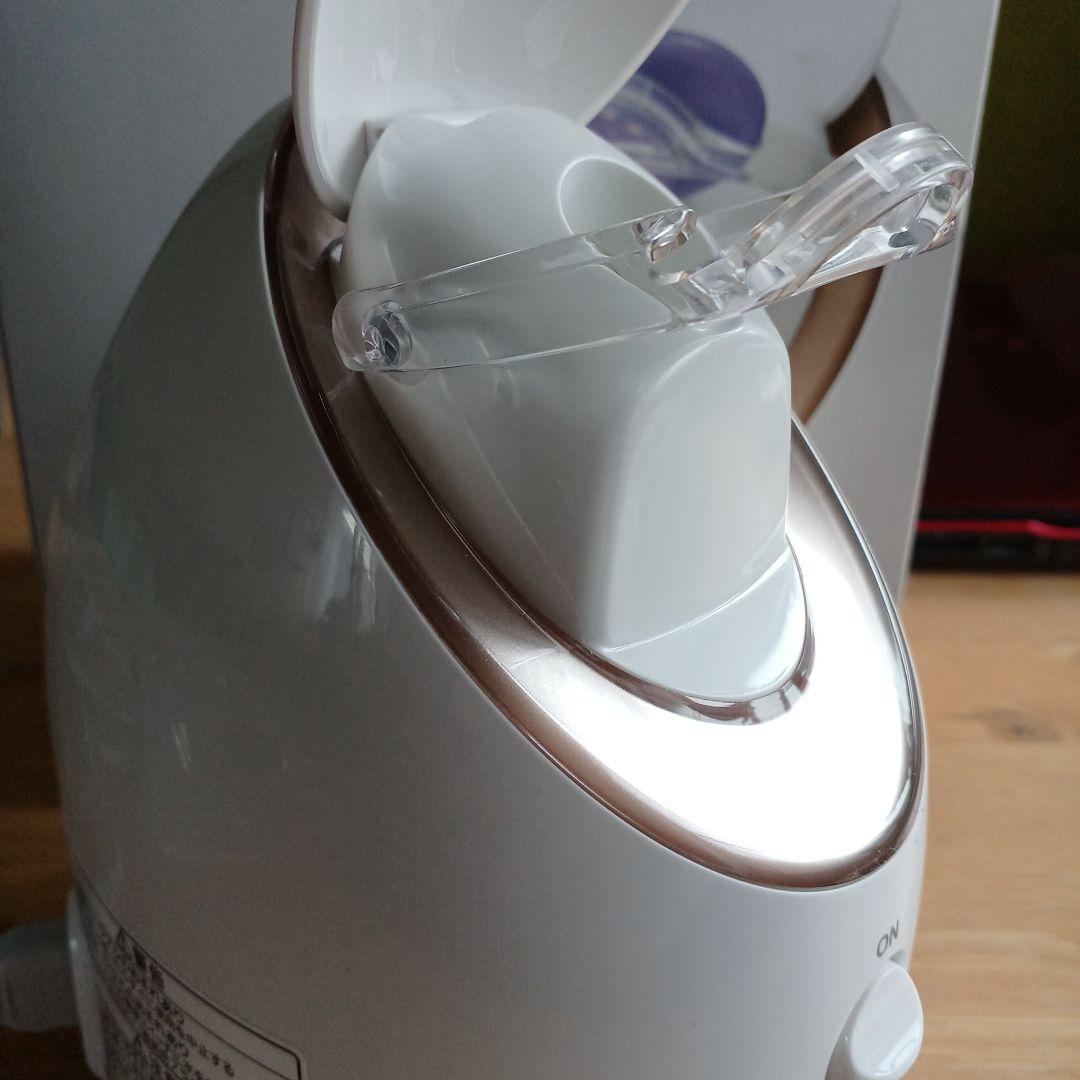 ナノケアスチーマー　Panasonic EH-SA3C-N GOLD