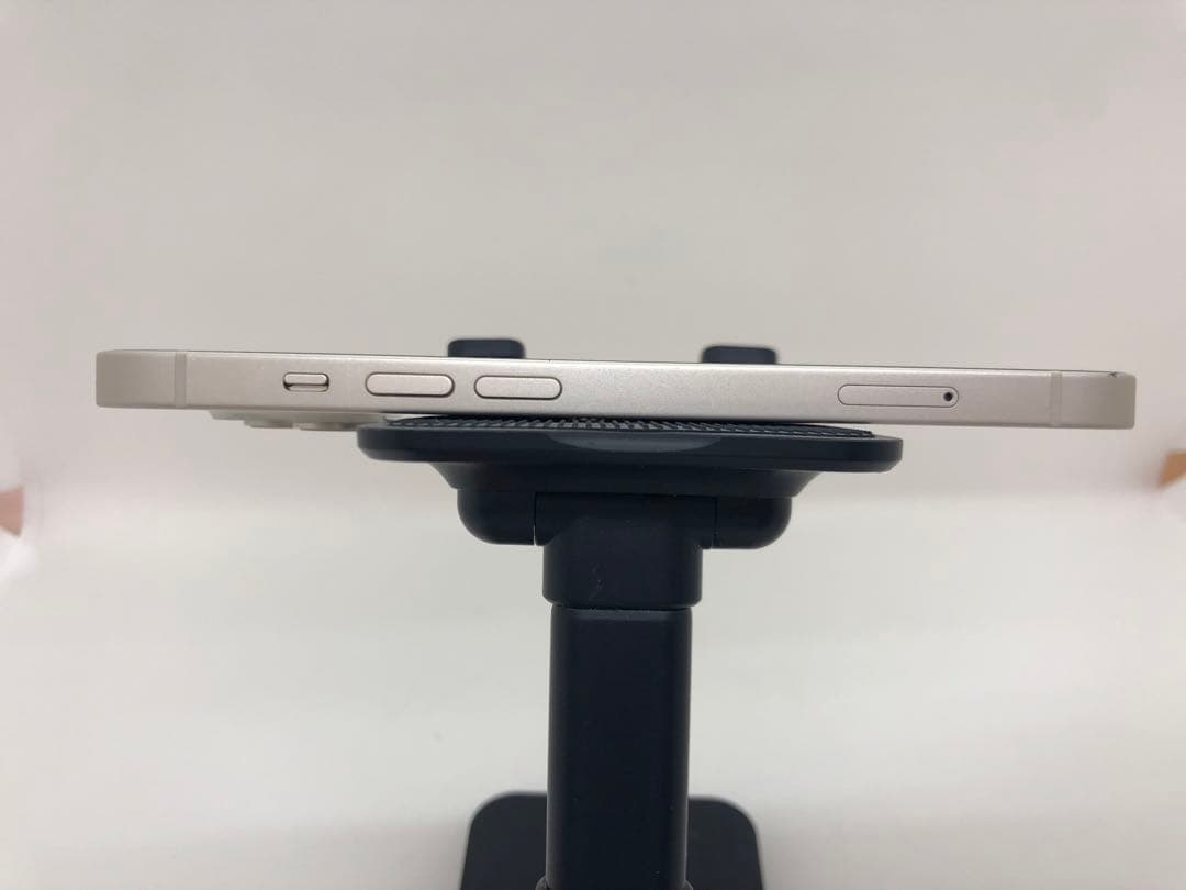 Apple iPhone 14 スターライト