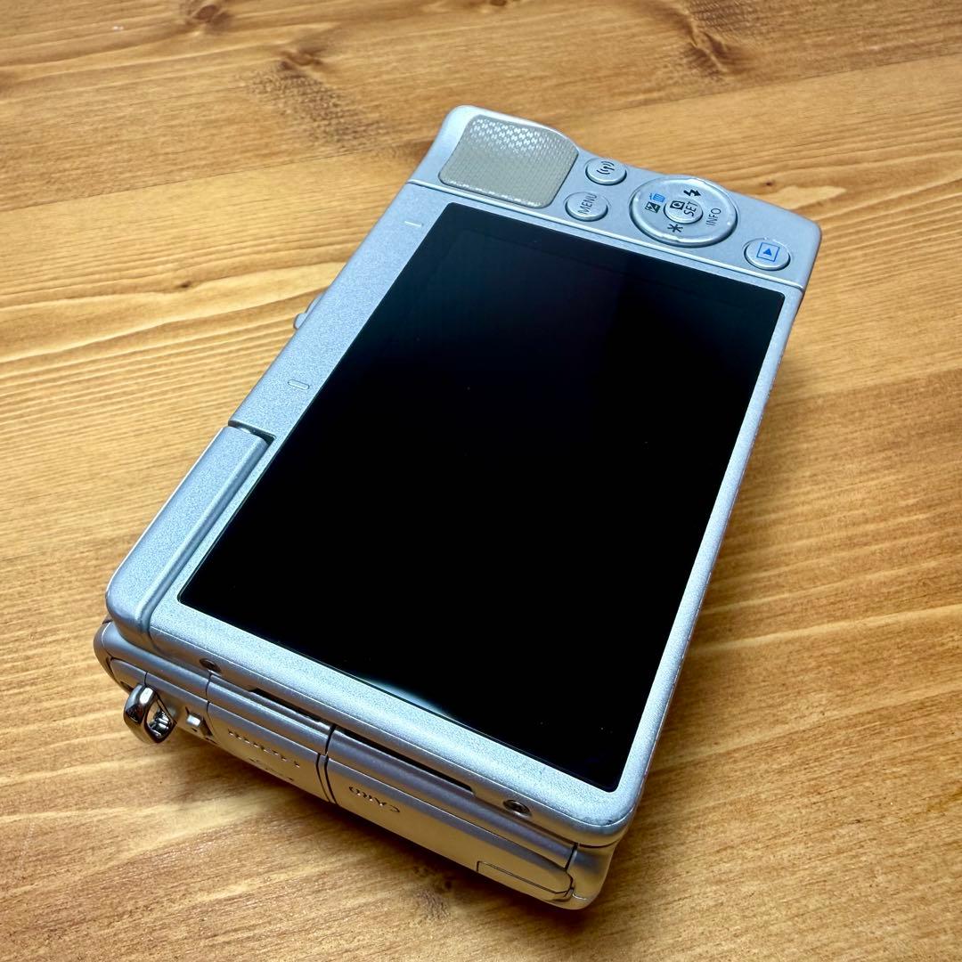 Canon EOS M100 EF-M15-45 レンズキット バッテリー×2個