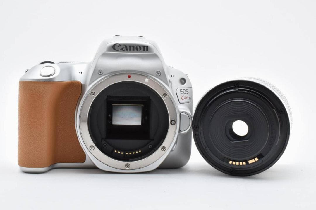 ■ 美品 ■ キャノン　Canon EOS Kiss X9 レンズキット