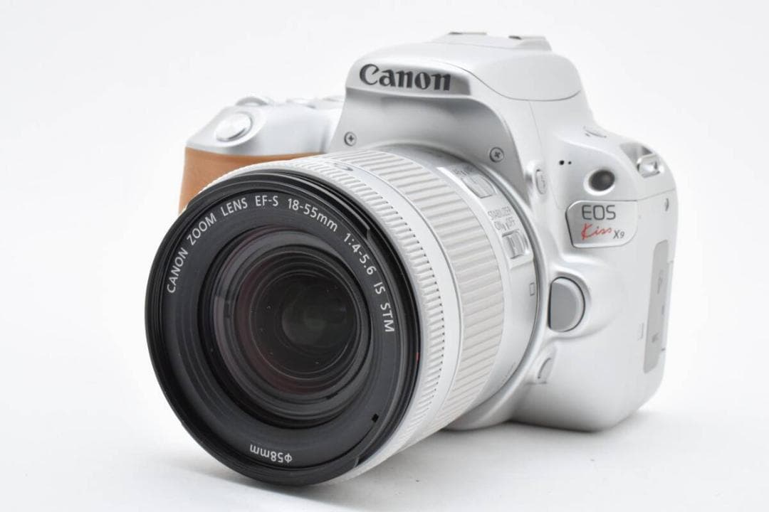 ■ 美品 ■ キャノン　Canon EOS Kiss X9 レンズキット