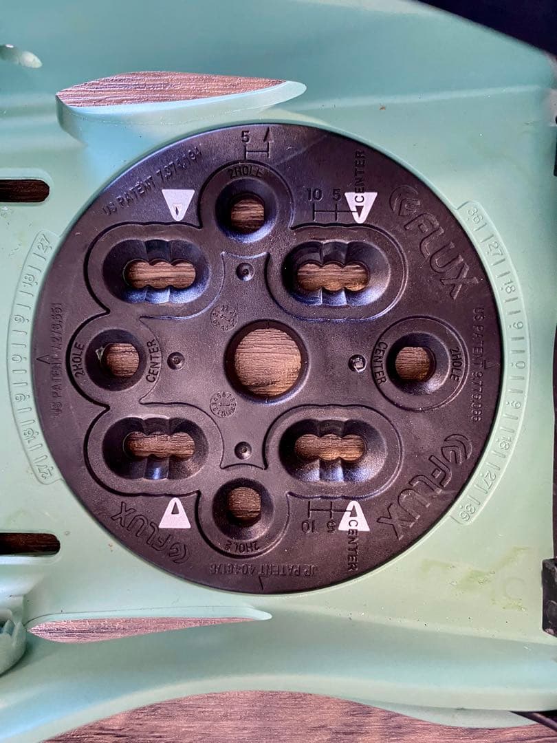 美品　本日限定価格　FLUX DS TEAM 2022年 Mサイズ　※ビスなし