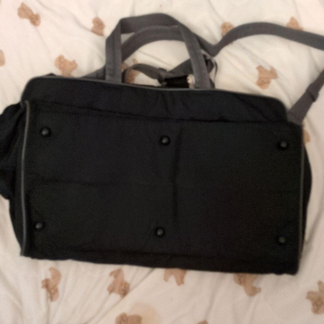 けい！　Ｕｓｅｄ　ＰＲＡＤＡ　赤タグ　大型ボストンバッグ　ＢＫ系