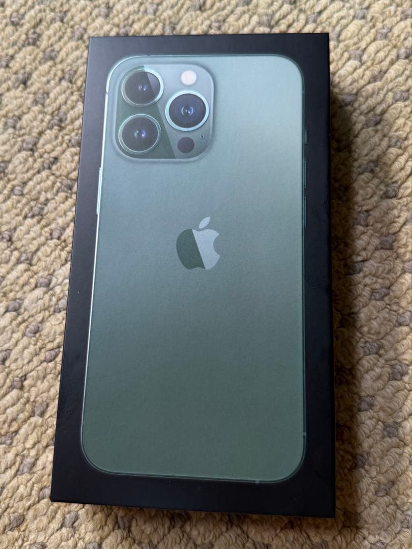 【美品】Apple iPhone13 Pro 256GB アルパイングリーン本体