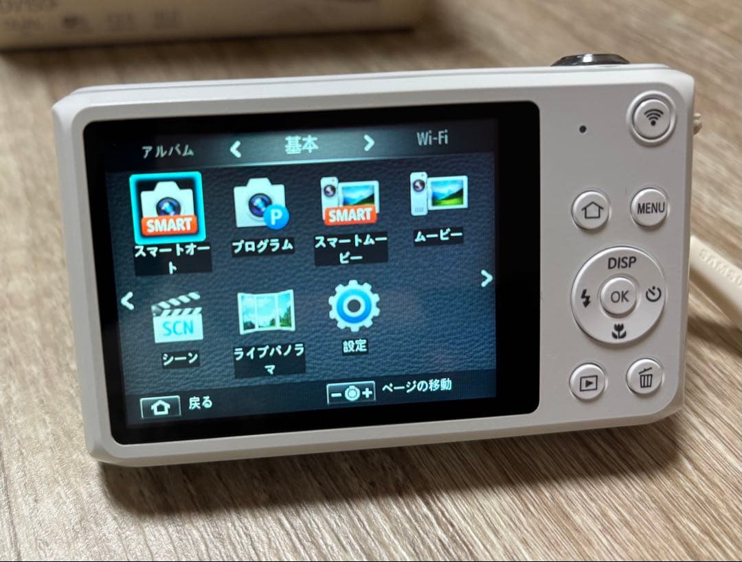 サムスン　デジカメ　DV150F ホワイト