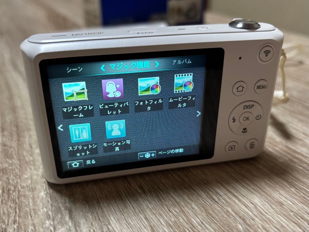 サムスン　デジカメ　DV150F ホワイト