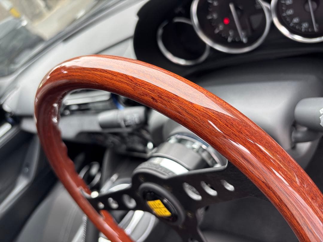 【NDロードスターフルセット】MOMO ウッドステアリングHL-06