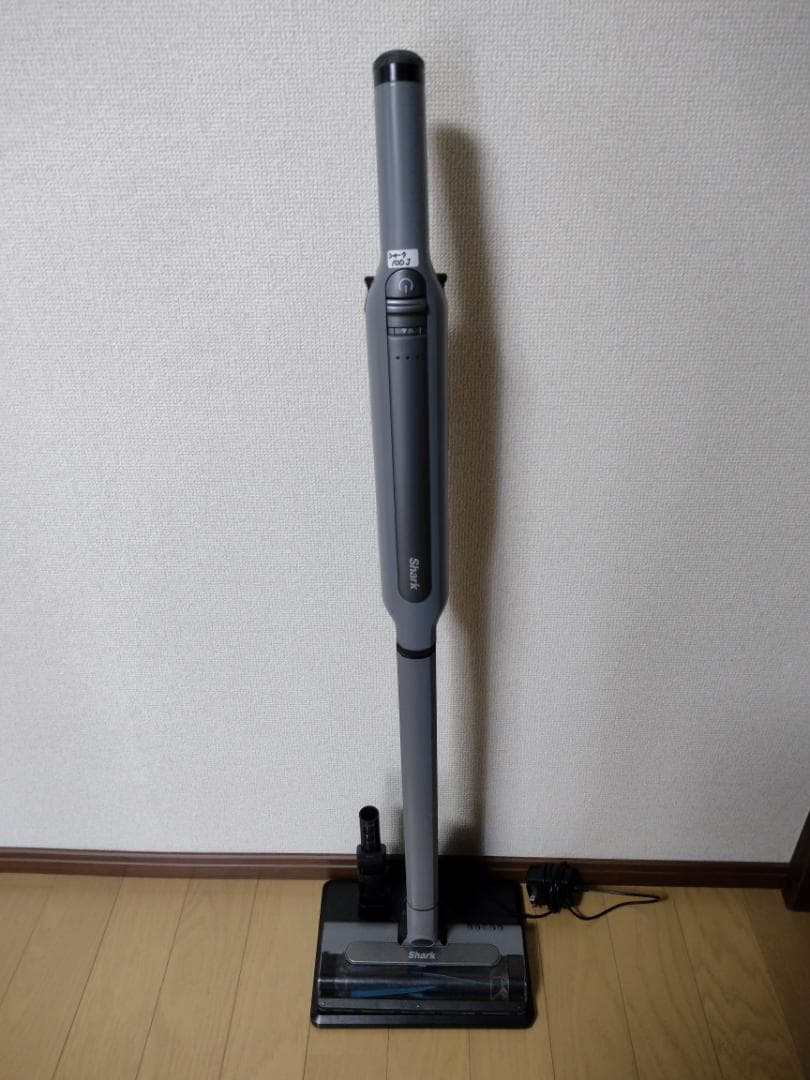 シャーク★コードレスクリーナー★CS100JGR★バッテリー新品と同等★